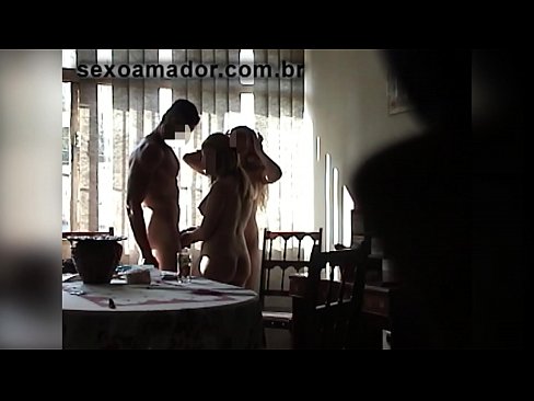 ❤️ Els amics sexuals conviden un home gegant i un trio amb ell Porno rus a nosaltres ca.sex78.ru ☑